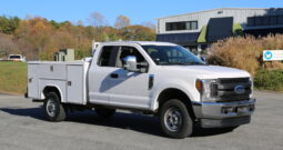 2019 Ford F-350 Service Truck, 4WD, 6.2 V8, Extended Cab, 9′ Reading Service Bed, Tow Hitch Receiver, 139k Miles