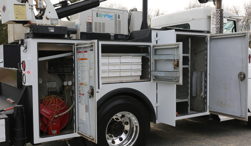 2016 Kenworth T270 Mechanics Truck, IMT Dominator Bed, 10000-30 Crane, Miller EnPak, 206k Miles, 6600 Hours, Under CDL full