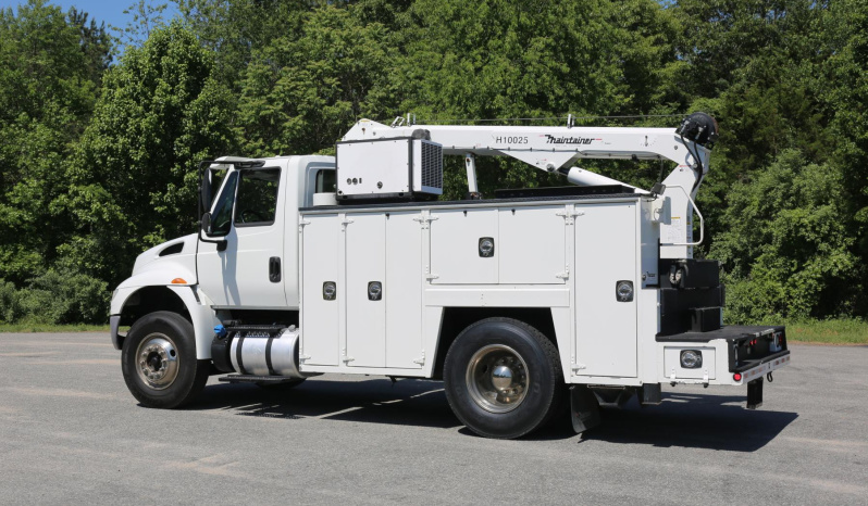 2015 International 4400, Cummins Diesel, Under CDL, Maintainer 10k 25′ Crane, Compressor, Drawers, 237k Miles full