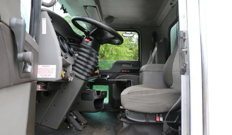 2010 Kenworth T370 Service Truck, 11′ IMT Dominator Bed, 6025 IMT Crane, Compressor, CTech Drawers, 8.3 PX8, 60k Miles and 5k Hours full
