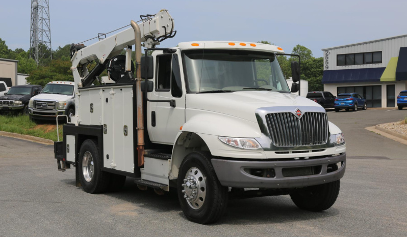2017 International 4400, Cummins 6.7, Allison Auto, Under CDL, Maintainer 11′ Service Bed, 10,000 Crane, Compressor, Drawers full