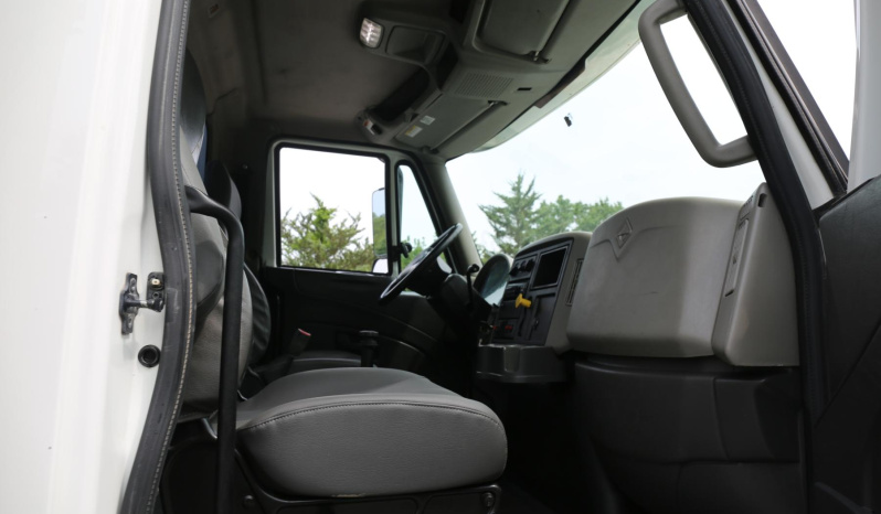 2017 International 4400, Cummins 6.7, Allison Auto, Under CDL, Maintainer 11′ Service Bed, 10,000 Crane, Compressor, Drawers full