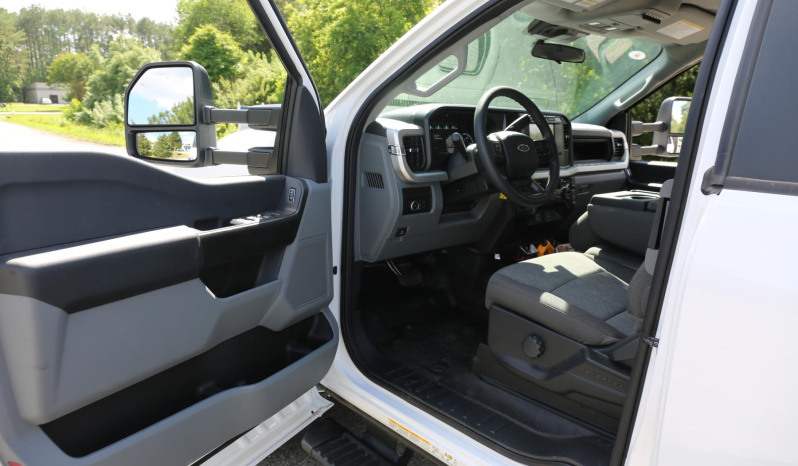 Pending Sale: 2024 Ford F550 Mechanics Truck, 4WD, Diesel, Extended Cab, 600 Miles, Stellar 11′ Service Bed and 7621 Crane full