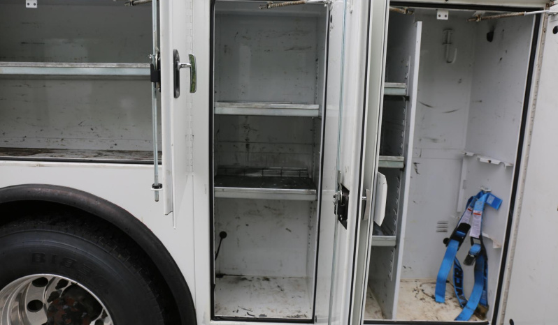 2019 International MV106, Extended Cab, Cummins Diesel, 12621 Crane, Air Ride, 160k Miles full