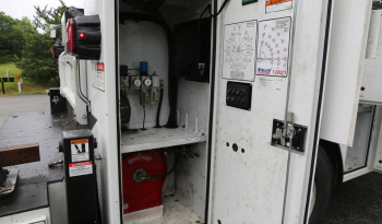 2019 International MV106, Extended Cab, Cummins Diesel, 12621 Crane, Air Ride, 160k Miles full