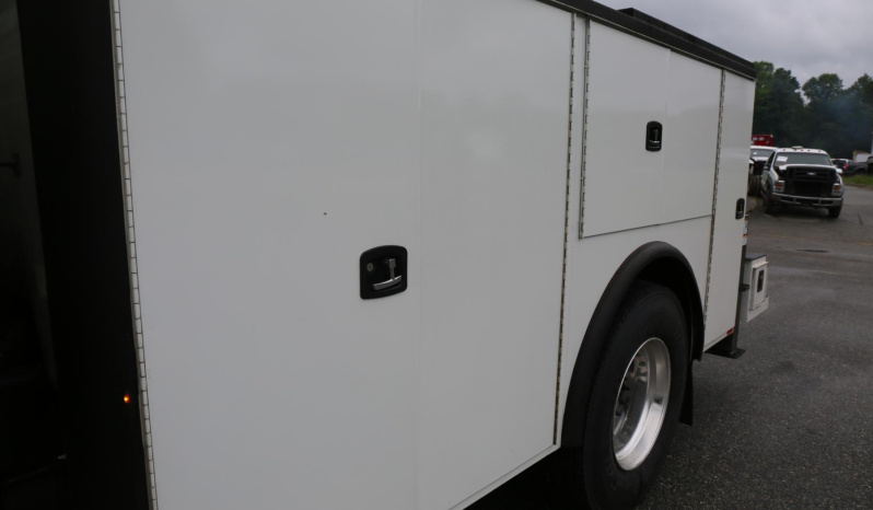 2019 International MV106, Extended Cab, Cummins Diesel, 12621 Crane, Air Ride, 160k Miles full