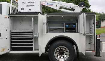 2019 International MV106, Extended Cab, Cummins Diesel, 12621 Crane, Air Ride, 160k Miles full