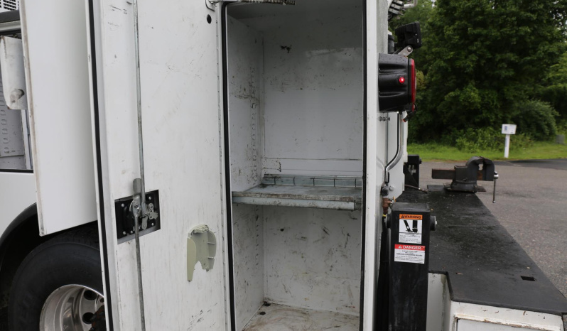 2019 International MV106, Extended Cab, Cummins Diesel, 12621 Crane, Air Ride, 160k Miles full