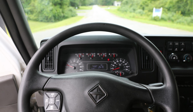 2019 International MV106, Extended Cab, Cummins Diesel, 12621 Crane, Air Ride, 160k Miles full