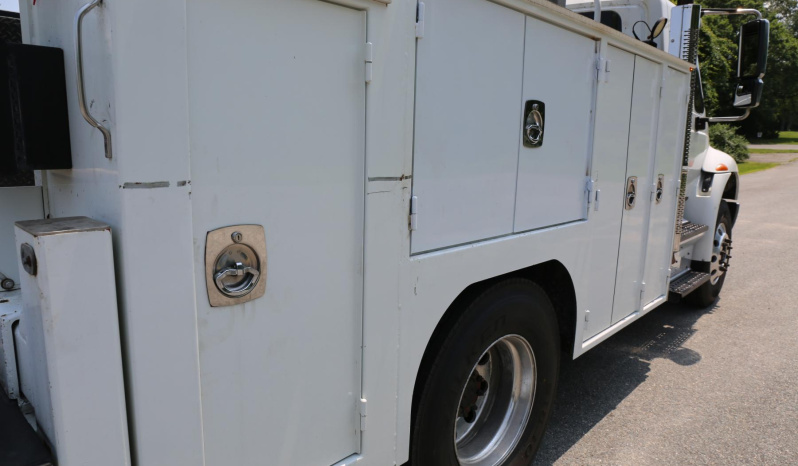 2018 International 4400, Under CDL, Cummins Diesel, Allison Auto, Air Ride Rear, STI 11′ Service Bed, Tiger 11k Crane full