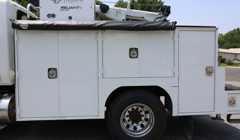 2018 International 4400, Under CDL, Cummins Diesel, Allison Auto, Air Ride Rear, STI 11′ Service Bed, Tiger 11k Crane full