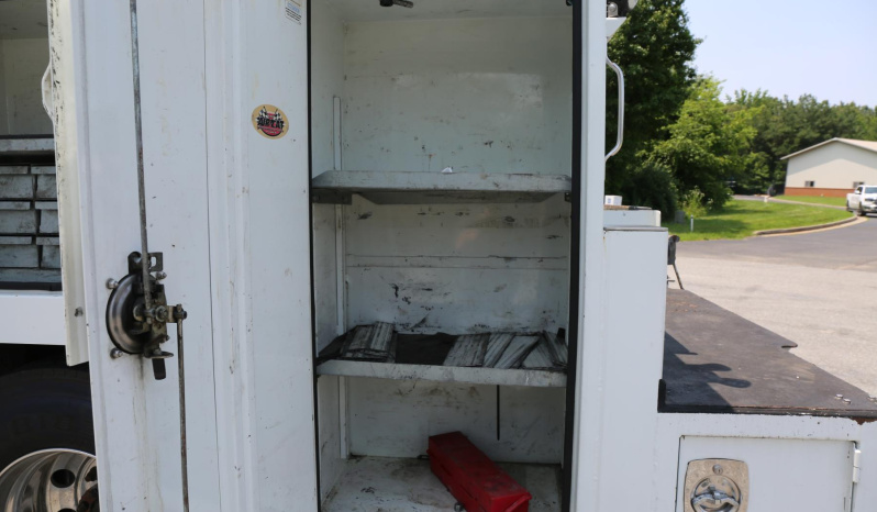 2018 International 4400, Under CDL, Cummins Diesel, Allison Auto, Air Ride Rear, STI 11′ Service Bed, Tiger 11k Crane full