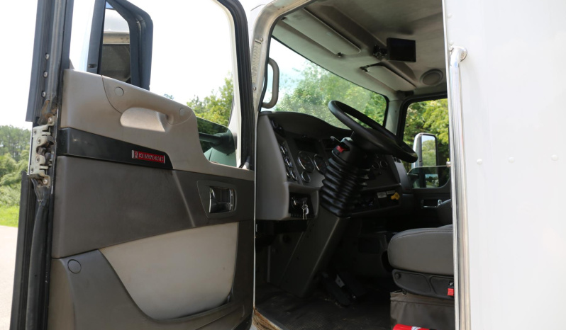 2018 Kenworth T370, 14′ TMAX Service Body, Miller EnPak, Stellar 12630 Crane, 225k Miles, 7800 Hours, PX9 Diesel, Allison Auto, Air Ride full
