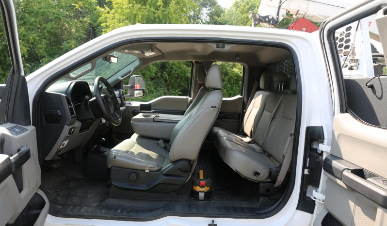 2019 F-550 Extended Cab, 4WD, Diesel, 11′ Knapheide Mechanics Bed, 7621 Stellar Crane, Hydraulic Compressor, Drawers, 175k Miles full