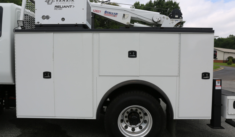 2019 International MV607 Extended Cab Service Truck, Cummins Diesel, Allison Auto, Air Ride, 170k Miles, Stellar 12621 Crane full