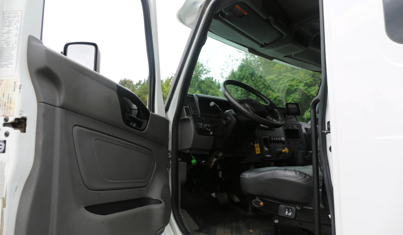 2019 International MV607 Extended Cab Service Truck, Cummins Diesel, Allison Auto, Air Ride, 170k Miles, Stellar 12621 Crane full