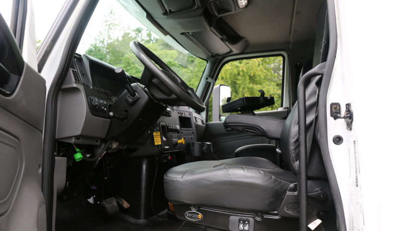2019 International MV607 Extended Cab Service Truck, Cummins Diesel, Allison Auto, Air Ride, 170k Miles, Stellar 12621 Crane full
