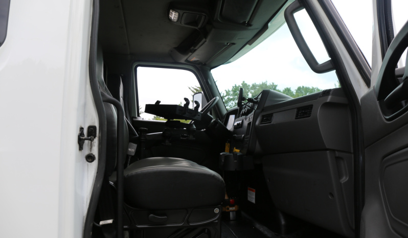 2019 International MV607 Extended Cab Service Truck, Cummins Diesel, Allison Auto, Air Ride, 170k Miles, Stellar 12621 Crane full