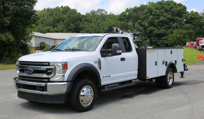 2020 Ford F-550 Extended Cab Service Truck, 4WD, Diesel, 11′ PalPro20 Mechanics Body, 4016 Palfinger Crane, 110k Miles full