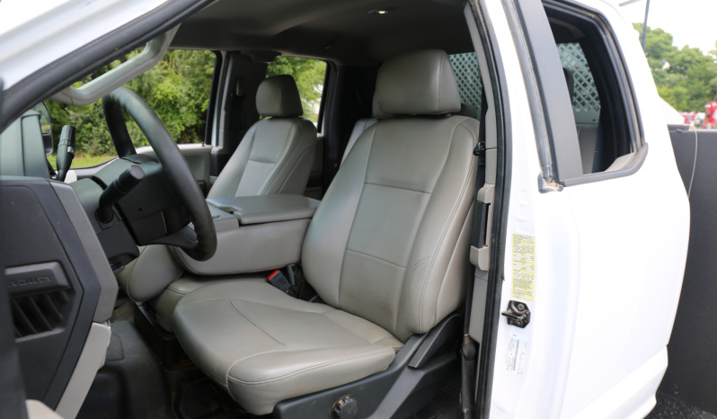 2020 Ford F-550 Extended Cab Service Truck, 4WD, Diesel, 11′ PalPro20 Mechanics Body, 4016 Palfinger Crane, 110k Miles full