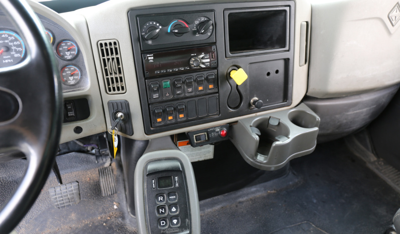 2018 International 4400 Service Truck, 6.7 Cummins, Under CDL, Air Ride, Stellar 12621 Crane, 255k Miles full