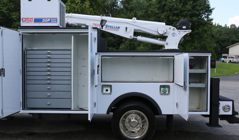 2023 Ford F-550 Mechanics Truck, Crew Cab, 4×4, 46k Miles, Stellar TMAX Service Bed, 7621 Crane, Compressor, Drawers full
