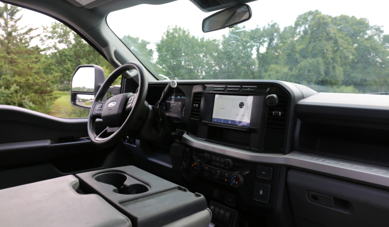 2023 Ford F-550 Mechanics Truck, Crew Cab, 4×4, 46k Miles, Stellar TMAX Service Bed, 7621 Crane, Compressor, Drawers full