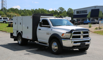 2018 Ram 5500 Cummins Diesel, 97k Miles, 4WD, Summit Lube Body, 4 120G Tanks, 11′ Bed full