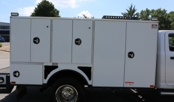 2018 Ram 5500 Cummins Diesel, 97k Miles, 4WD, Summit Lube Body, 4 120G Tanks, 11′ Bed full
