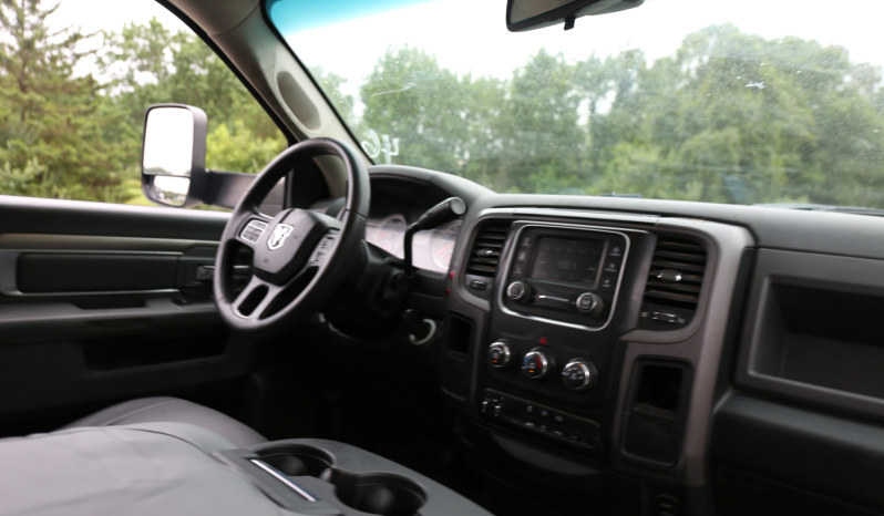 2016 Ram 5500 Service Truck, Cummins Diesel, 212k Miles, Maintainer 11′ Service Body, H6520 Crane, Compressor, Drawers full