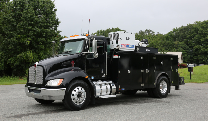 2017 Kenworth T370 Mechanics Truck, Paccar PX9 Diesel, TMAX 14′ Bed, Stellar 12630 Crane, 119k Miles, Eaton 8LL full