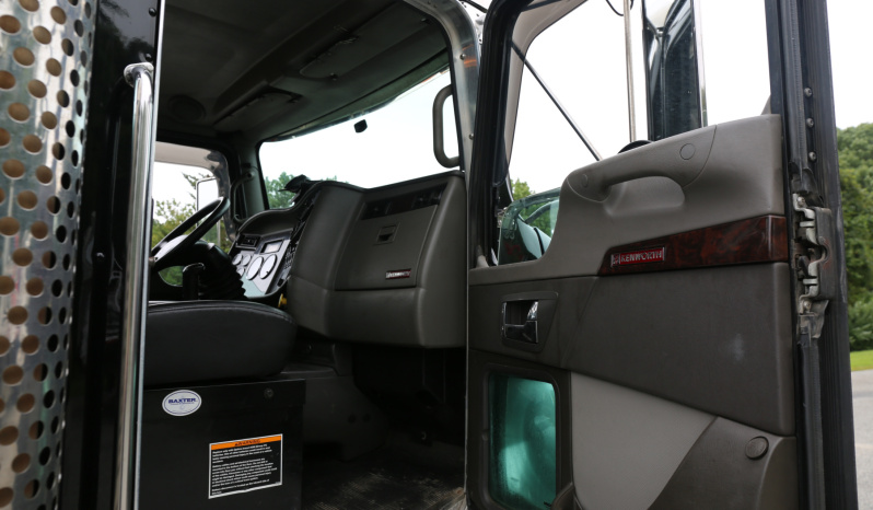 2017 Kenworth T370 Mechanics Truck, Paccar PX9 Diesel, TMAX 14′ Bed, Stellar 12630 Crane, 119k Miles, Eaton 8LL full