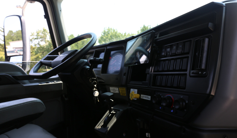 Pending Sale: 2023 Mack MD Service Truck, 91k Miles, 2500 Hours, Cummins 6.7, Stellar 12630 Crane, Compressor, Drawers full