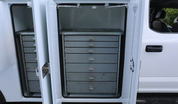 Pending Sale: 2022 Ford F-550 Crew Cab Service Truck, 11′ Stellar Mechanics Bed, 33k Miles, 4×4, 7621 Crane, Drawers full