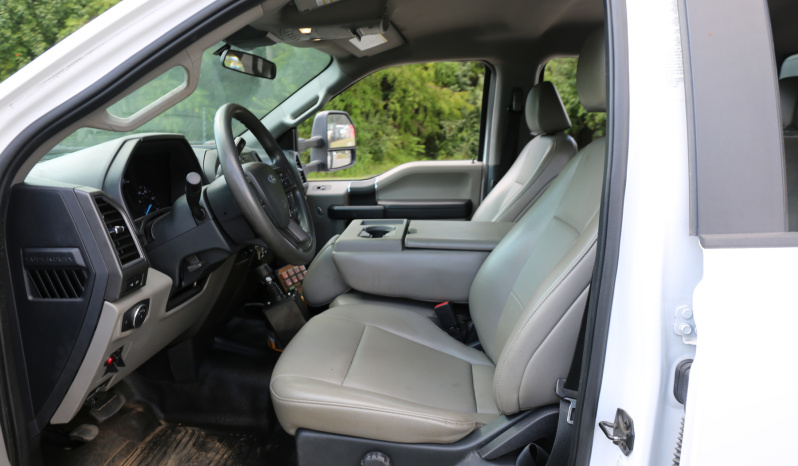 Pending Sale: 2022 Ford F-550 Crew Cab Service Truck, 11′ Stellar Mechanics Bed, 33k Miles, 4×4, 7621 Crane, Drawers full
