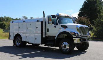 2013 International 7400 4×4 Lube Service Truck, Summit Lube Body, 140k Miles full