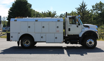 2013 International 7400 4×4 Lube Service Truck, Summit Lube Body, 140k Miles full
