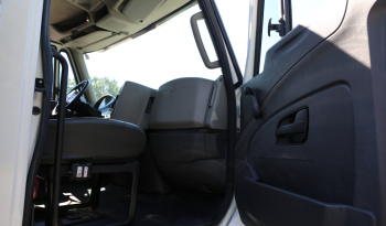 2013 International 7400 4×4 Lube Service Truck, Summit Lube Body, 140k Miles full