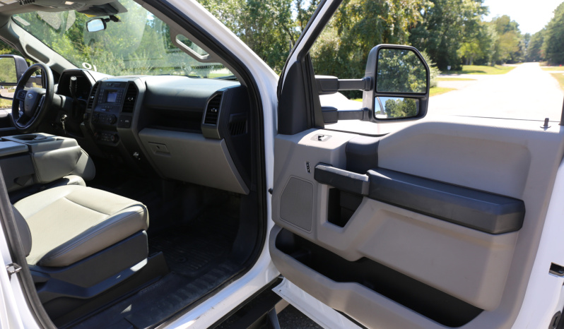 2022 Ford F-550 Service Truck, Crew Cab, IMT 11′ Bed, Three Section Product Tank, Welder, Compressor, 3200 IMT Crane, 4×4, 32k Miles full