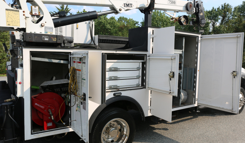 2016 Ford F550 Service Truck, 4×4, Diesel, 127k Miles, IMT 7500-22 Crane, EnPak, 11′ IMT Dominator Bed, 1 Owner full