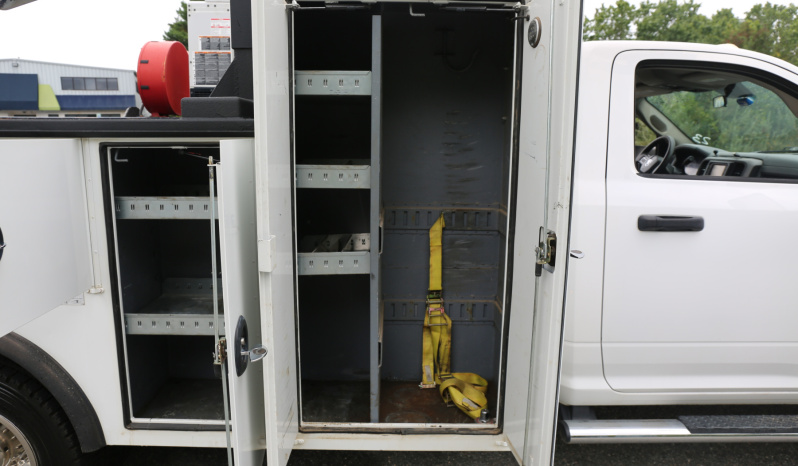 2018 Ram 5500, 4×4, 102k Miles, EnPak, Cummins Diesel, Stellar 7630 Crane, 11′ Adkins Service Body, Waste Oil Tank, Drawers full