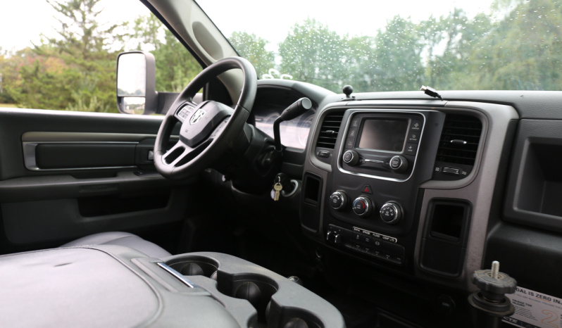 2018 Ram 5500, 4×4, 102k Miles, EnPak, Cummins Diesel, Stellar 7630 Crane, 11′ Adkins Service Body, Waste Oil Tank, Drawers full