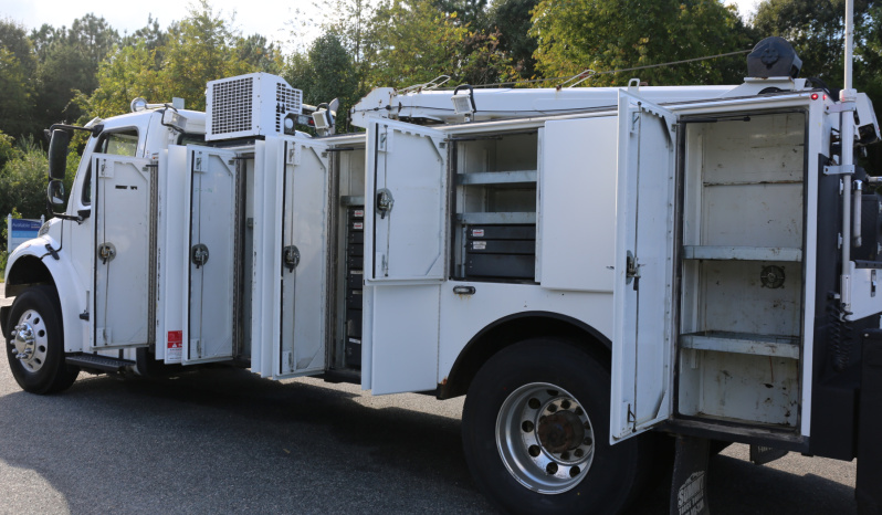 2016 Freightliner M2 Mechanics Truck, 8.9 Cummins ISL, 16′ Summit Service Body, 12629 Crane, Drawers, Compressor, 200k Miles, 10k Hours full