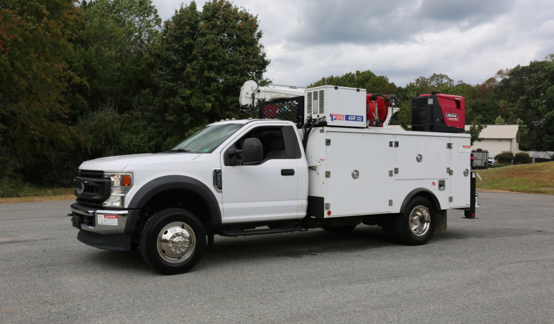 2021 Ford F600 Service Truck, 80k Miles, 4WD, 7.3 Gas, Stellar 11′ Aluminum Mechanics Body, Lube Skid, 7621 Crane, Welder, Drawers full