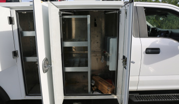 2021 Ford F600 Service Truck, 4WD, 7.3 V8 Gas, Stellar TMAX 11′ Mechanics Bed, 98k Miles, 7621 Crane, Welder, Drawers full