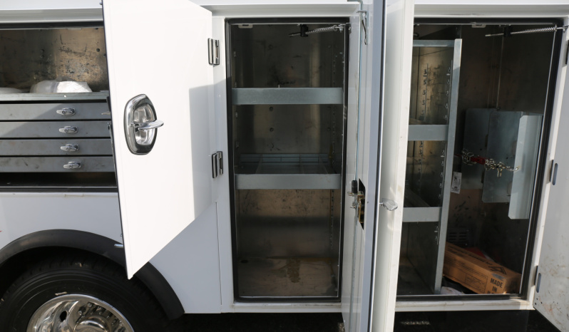 2021 Ford F600 Service Truck, 4WD, 7.3 V8 Gas, Stellar TMAX 11′ Mechanics Bed, 98k Miles, 7621 Crane, Welder, Drawers full