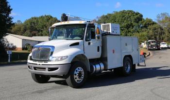 2018 International 4400, Cummins 6.7, Under CDL, Air Ride, 11k Tiger Crane, 11′ STI Service Body, 157k Miles full