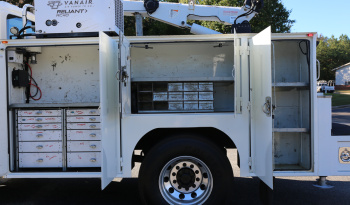 2018 International 4400, Cummins 6.7, Under CDL, Air Ride, 11k Tiger Crane, 11′ STI Service Body, 157k Miles full