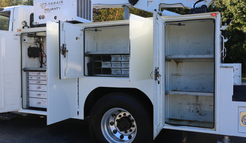 2018 International 4400, Cummins 6.7, Under CDL, Air Ride, 11k Tiger Crane, 11′ STI Service Body, 157k Miles full