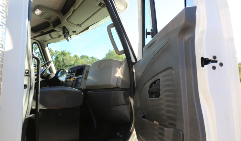 2018 International 4400, Cummins 6.7, Under CDL, Air Ride, 11k Tiger Crane, 11′ STI Service Body, 157k Miles full